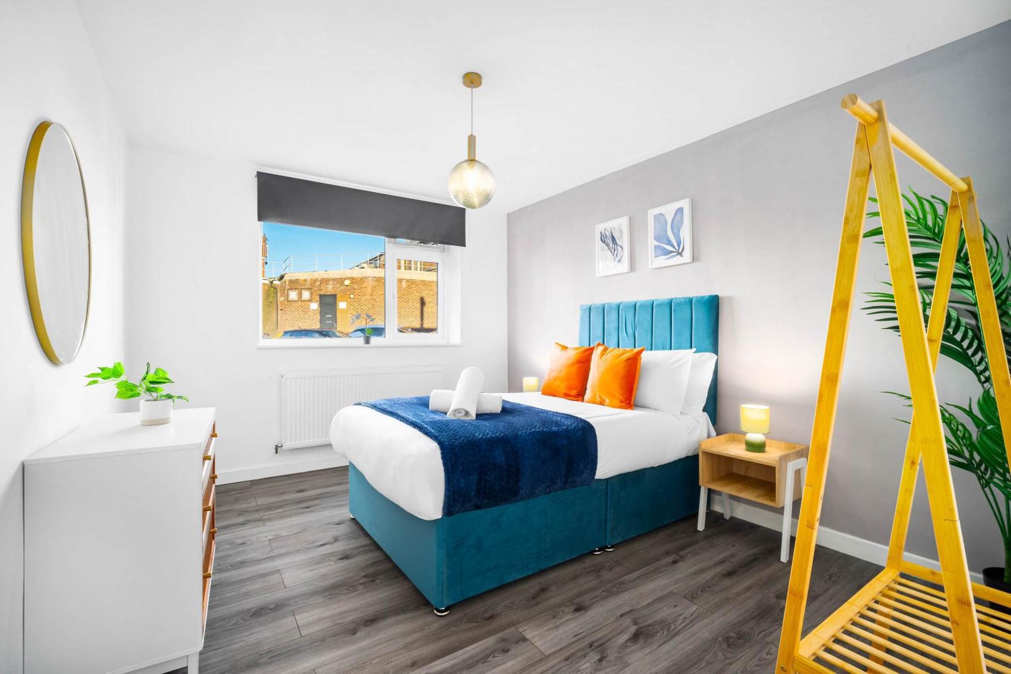 Modern Apartment - Cradley Heath - Top Rated - Netflix - Wifi - 1Mh Сметуик Екстериор снимка